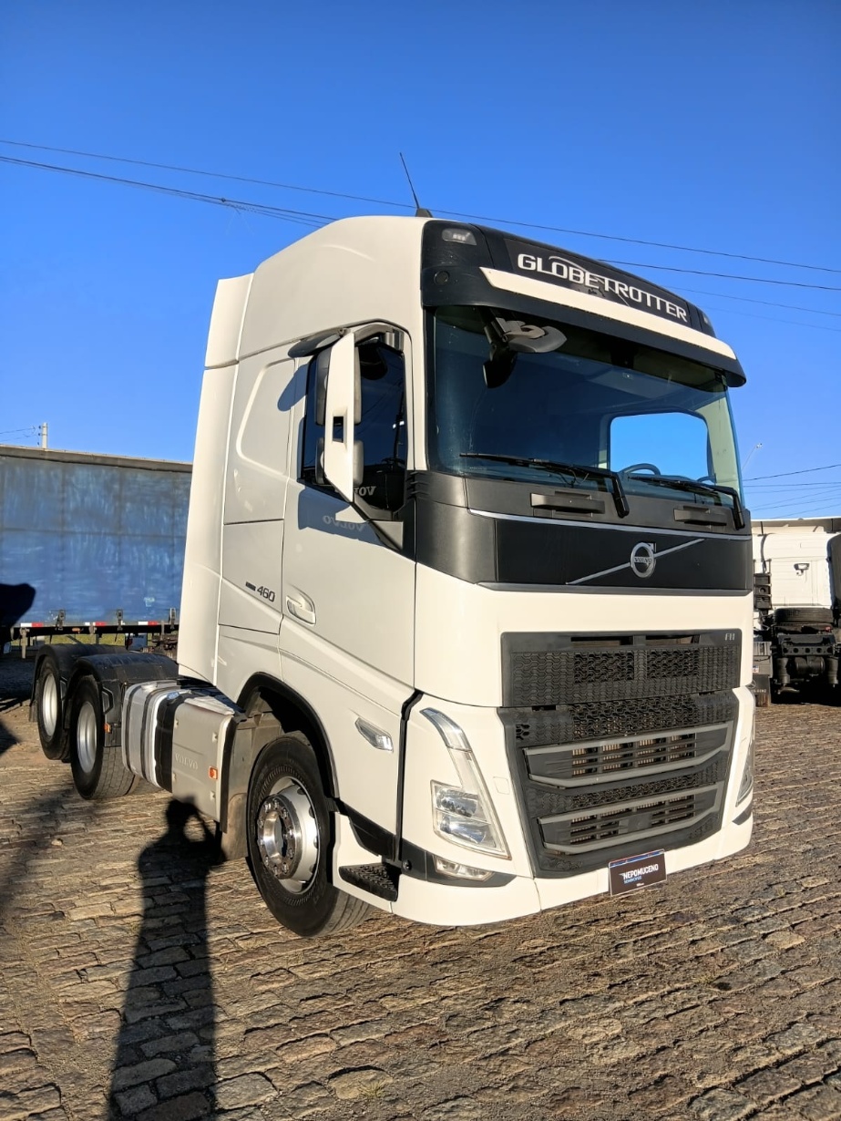 Caminhão Volvo FH 460 6x2 ano 2023