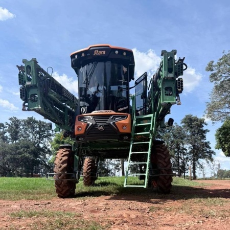 Distribuidor Autopropelido Stara Imperador 3.0 ano 2021 - Imperador 3.0 - Máquinas Agrícolas