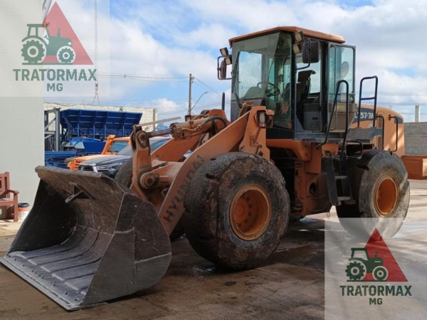 Pá Carregadeira Hyundai HL757-7A ano 2012 - HL757-7A - Máquinas de Linha Amarela