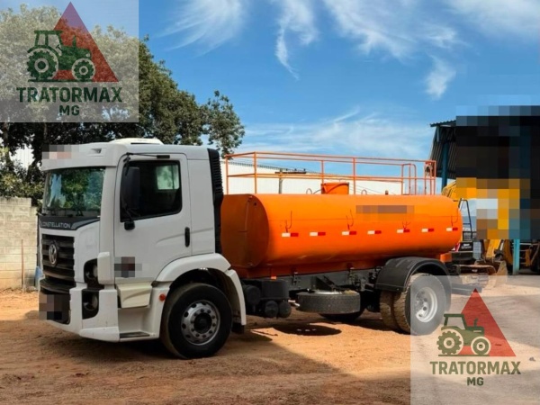 Caminhão Volkswagen 15180 ano 2012 - 15180 - Caminhões e Carretas