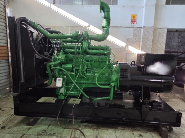 Gerador de Energia STEMAC 450 kVA ano 2011