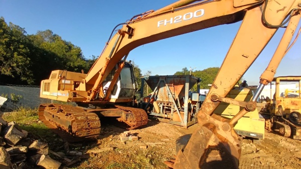 Escavadeira Fiatallis FH 200