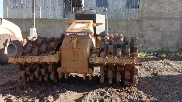 Rolo Compactador Dynapac TR25