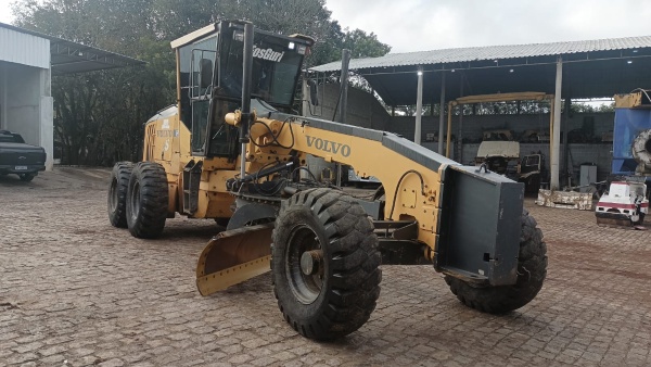 Motoniveladora Volvo G930 ano 2014 - G930 - Máquinas de Linha Amarela