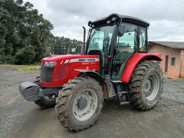 Trator Massey Ferguson 4280 Xtra - 4280 Xtra - Máquinas Agrícolas