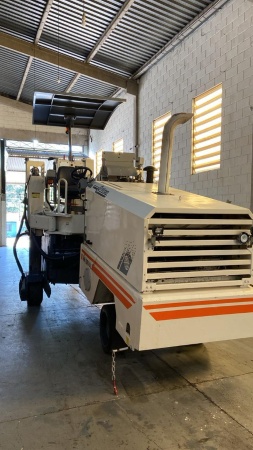 Fresadora Wirtgen W1000L ano 2010