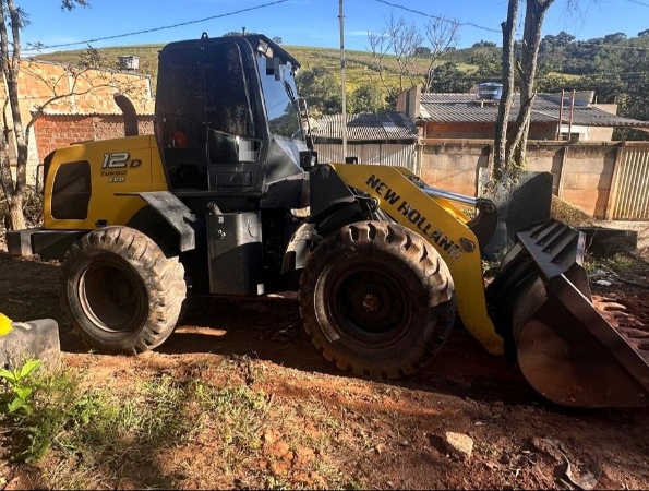 Pá Carregadeira New Holland 12D ano 2021