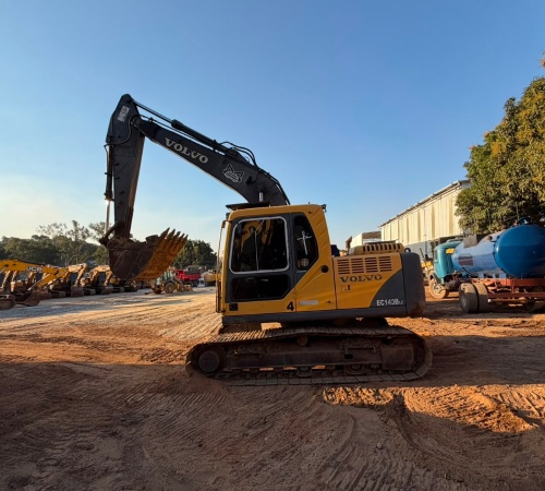 Escavadeira Volvo EC140 BLC ano 2016