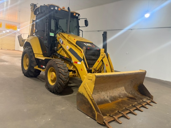 Retroescavadeira Caterpillar 416 ano 2025 - 416 - Máquinas de Linha Amarela