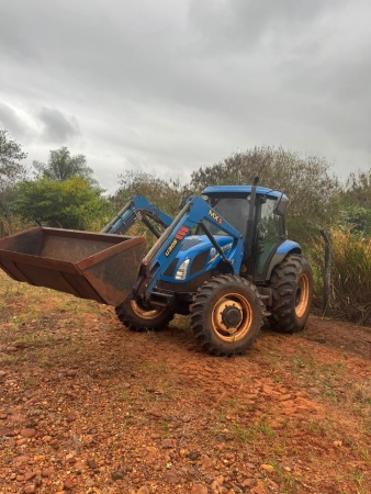 Trator New Holland TL5.80 ano 2020 - TL5.80 - Máquinas Agrícolas