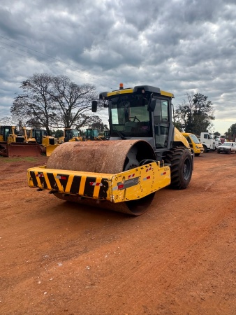 Rolo Compactador Dynapac CA250 - CA250 - Pavimentação e Infraestrutura