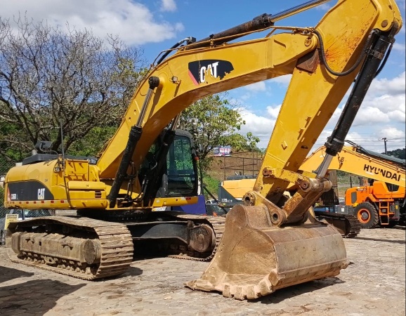 Escavadeira Caterpillar 336DL ano 2013