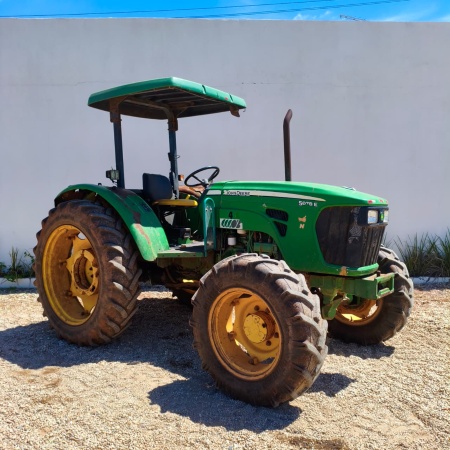 Trator John Deere 5078 E ano 2012 - 5078 E - Máquinas Agrícolas
