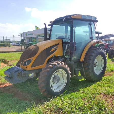 Trator Valtra A84s ano 2019 - A84s - Máquinas Agrícolas
