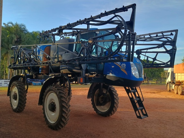 Pulverizador Autopropelido New Holland SP2500 ano 2021 - SP2500 - Máquinas Agrícolas
