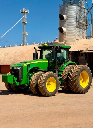 Trator John Deere 8370R ano 2020 - 8370R - Máquinas Agrícolas