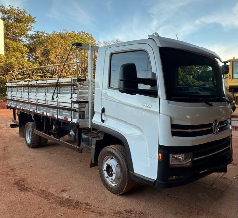 Caminhão Volkswagen 9-170 Delivery Prime