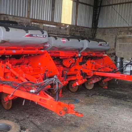 Outras máquinas agrícolas Kuhn pg prime ano 2023