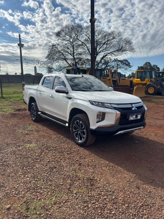 Carreta Agrícola Mitsubishi L200 Triton 3.2HPE