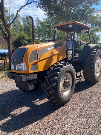 Trator Valtra BM 110 ano 2008 - BM 110 - Máquinas Agrícolas