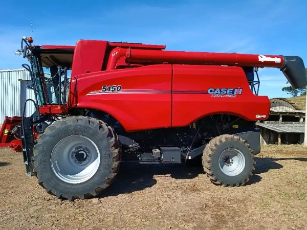 Colheitadeira Case 5150 ano 2021 - 5150 - Máquinas Agrícolas