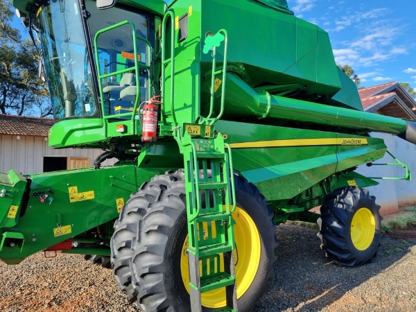 Colheitadeira John Deere S430 ano 2018 - S430 - Máquinas Agrícolas