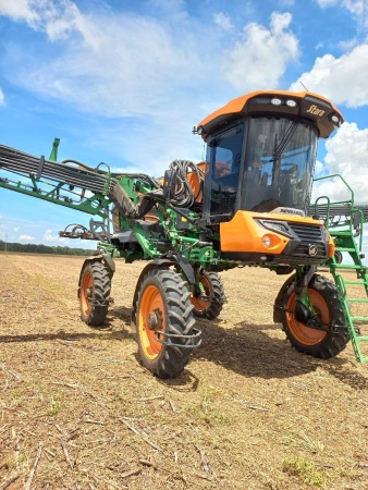 Pulverizador Autopropelido Stara Imperador 2000 Top ano 2021 - Imperador 2000 Top - Máquinas Agrícolas