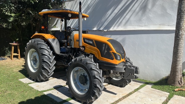 Trator Valtra A 850 ano 2023 - A 850 - Máquinas Agrícolas