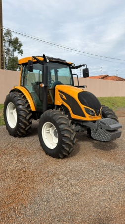 Trator Valtra A104 ano 2020 - A104 - Máquinas Agrícolas