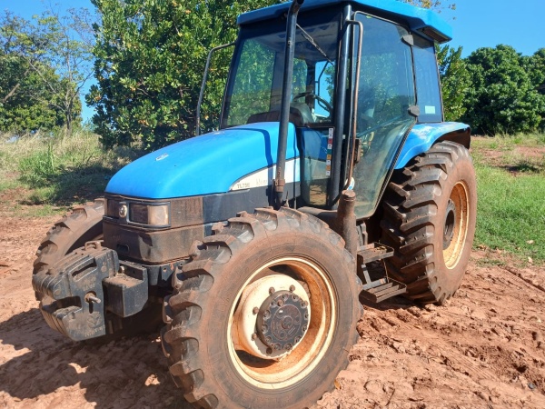 Trator New Holland TL 75E ano 2011 - TL 75E - Máquinas Agrícolas