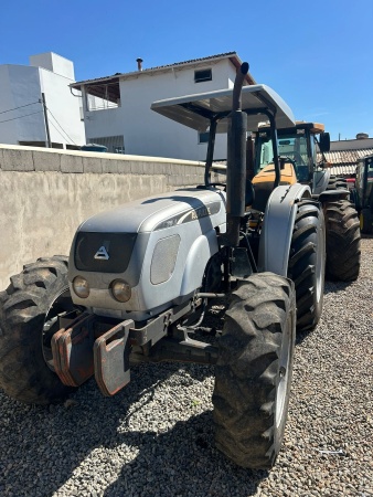 Trator Agrale 575.4 ano 2014 - 575.4 - Máquinas Agrícolas