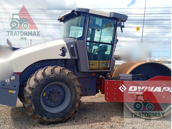 Rolo Compactador Dynapac CA25 D ano 2025