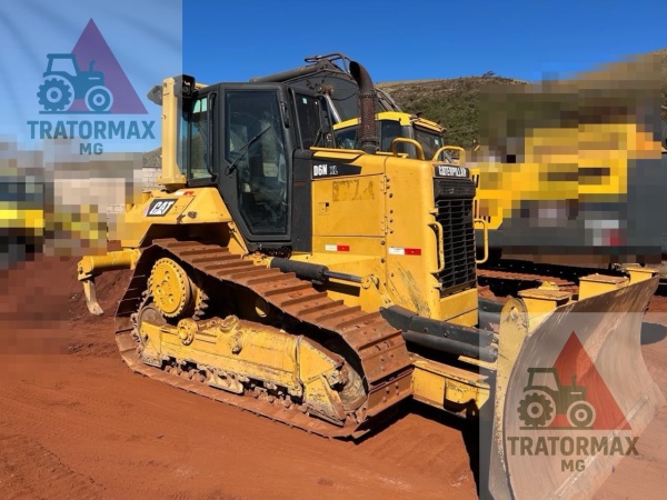 Trator de Esteira Caterpillar D6N ano 2015