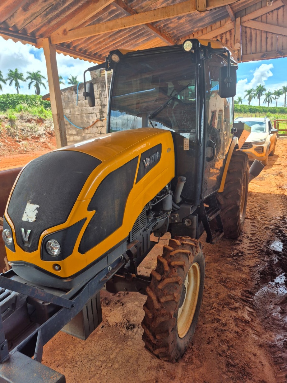 Trator Valtra A73F ano 2024