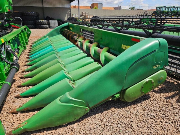 Plataforma John Deere 613C ano 2010