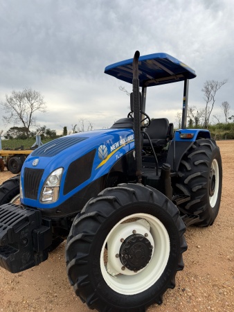 Trator New Holland TL 75E ano 2014 - TL 75E - Máquinas Agrícolas