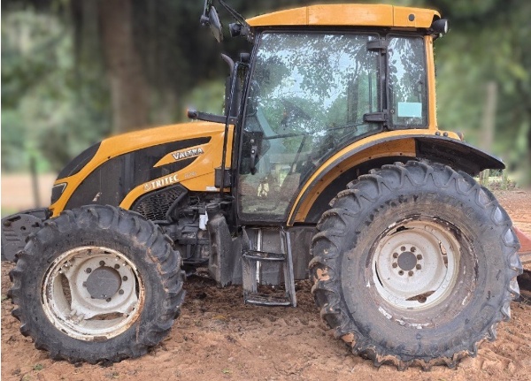 Trator Valtra A74 s ano 2022 - A74 s - Máquinas Agrícolas