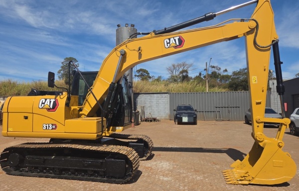 Escavadeira Caterpillar 313 GC ano 2024
