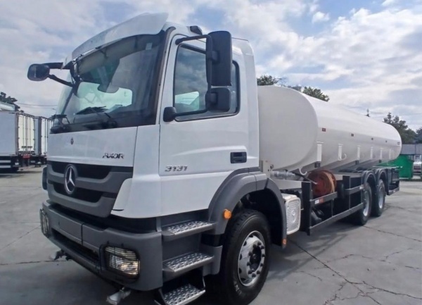 Caminhão Mercedes Benz Axor 3131 ano 2022 - Axor 3131 - Caminhões e Carretas