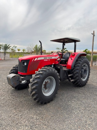 Trator Massey Ferguson 4292 HD 4x4 ano 2014