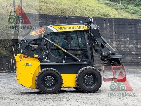 Mini Carregadeira New Holland L318 ano 2023
