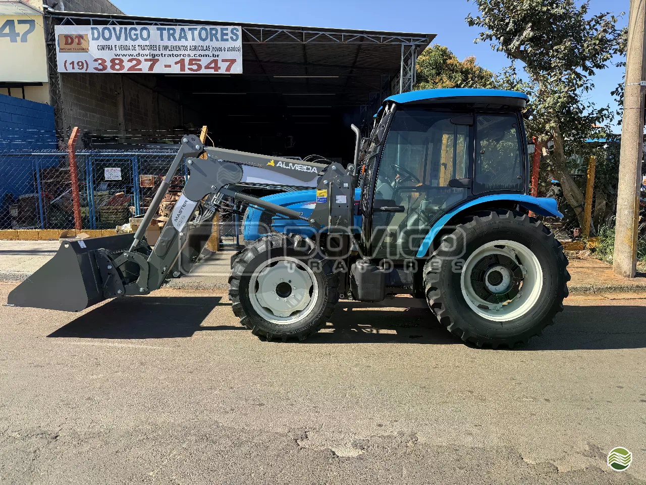 Trator LS Tractor U60 ano 2017