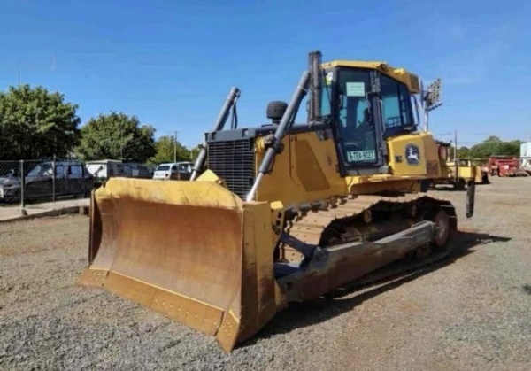 Trator de Esteira John Deere 850J ano 2022 - 850J - Máquinas de Linha Amarela