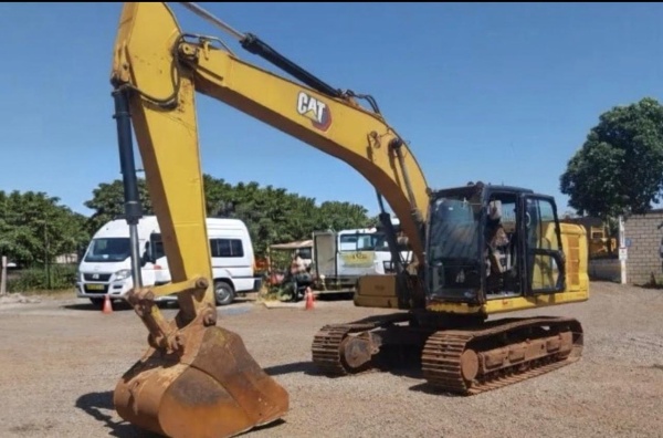Escavadeira Caterpillar 320GC ano 2020