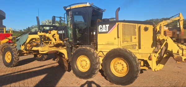 Motoniveladora Caterpillar 140M ano 2010