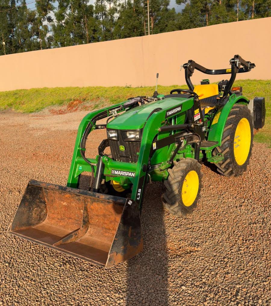 Trator John Deere 3036EN ano 2023