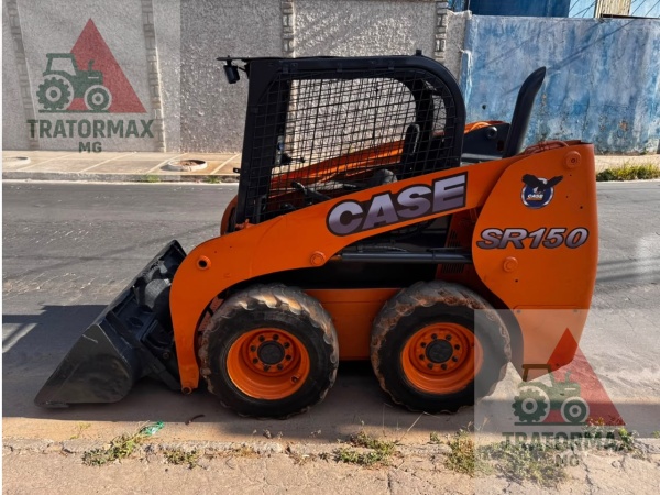 Mini Carregadeira Case SR150B ano 2013 - SR150B - Máquinas de Linha Amarela