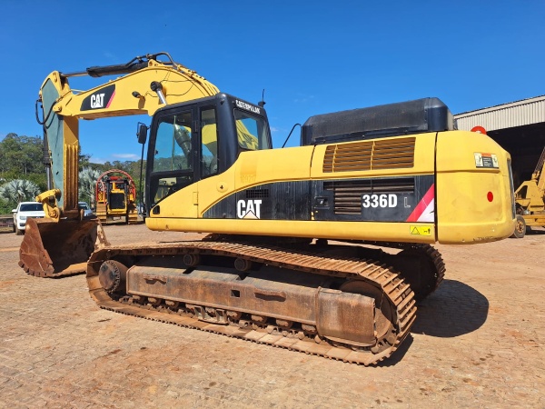 Escavadeira Caterpillar 336DL ano 2010