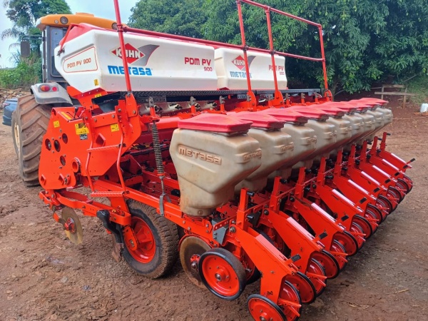 Plantadeira Kuhn PDM PV 900 ano 2010