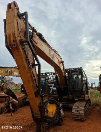 Escavadeira Caterpillar 320 FL ano 2020